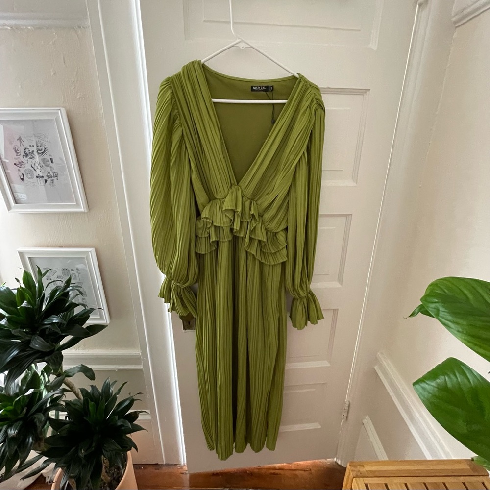 Nasty Gal Green Dress